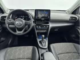Toyota Yaris Cross (2022) thumbnail 2
