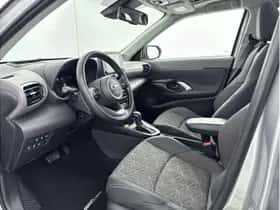 Toyota Yaris Cross (2022) thumbnail 16