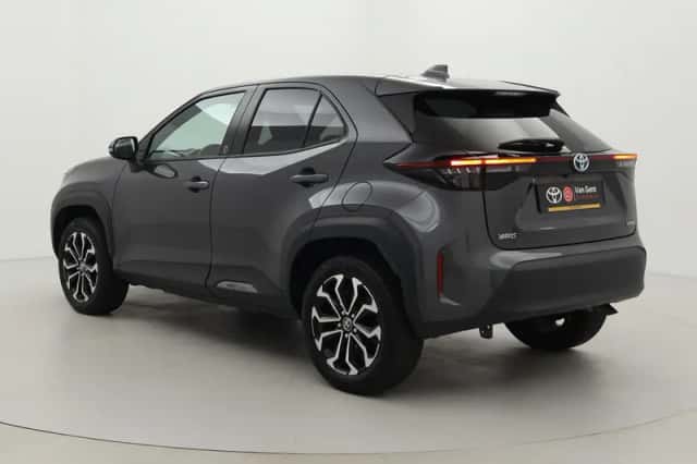 Toyota Yaris Cross (2022) thumbnail 4