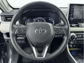 Toyota RAV4 (2022) thumbnail 17