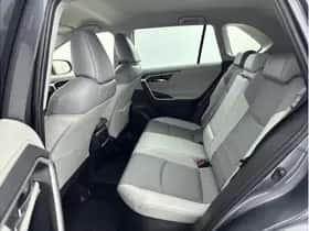 Toyota RAV4 (2022) thumbnail 25