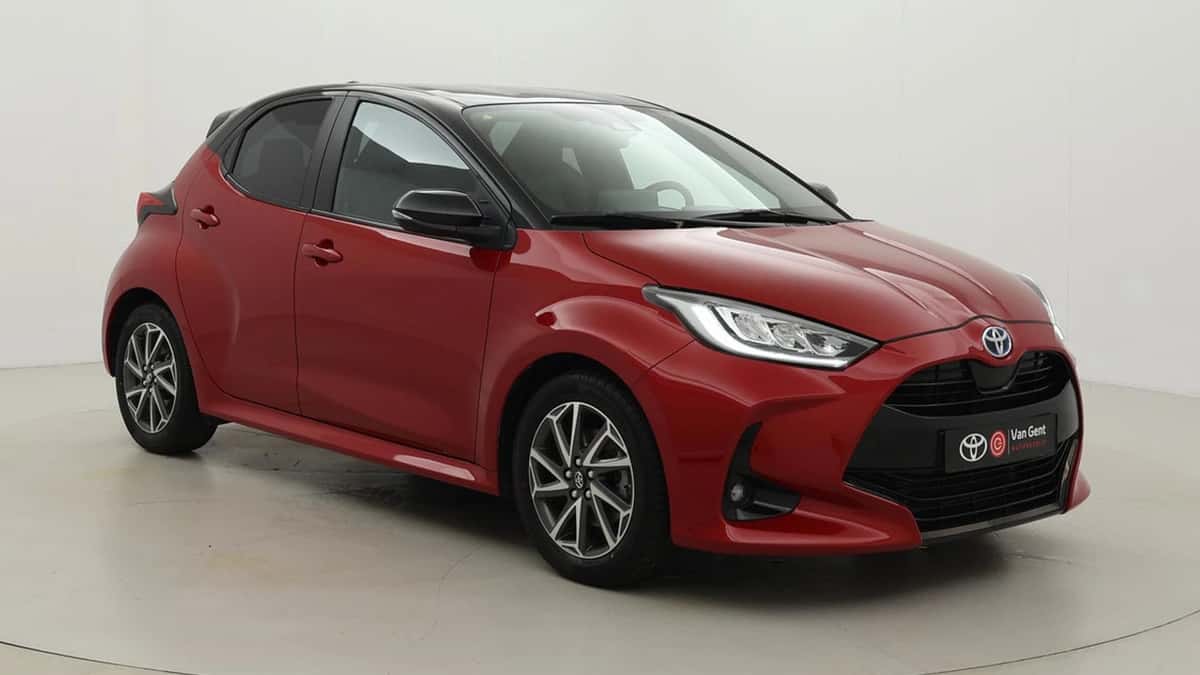 Toyota Yaris (2022) — foto 1