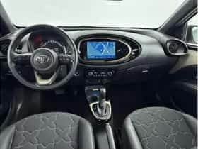 Toyota Aygo X (2023) thumbnail 2