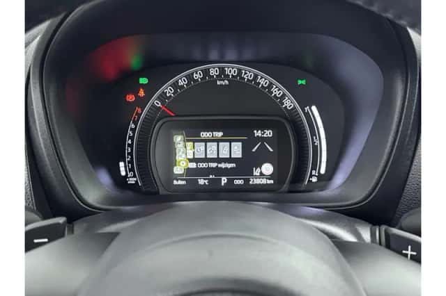 Toyota Aygo X (2023) thumbnail 3