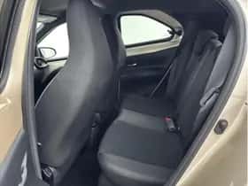 Toyota Aygo X (2023) thumbnail 26