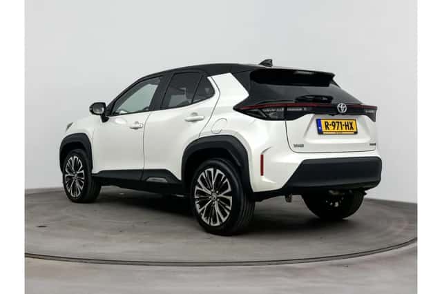 Toyota Yaris Cross (2022) thumbnail 4