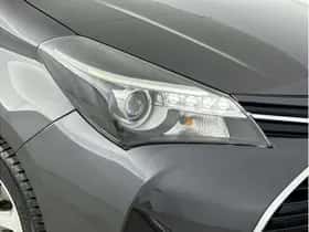 Toyota Yaris (2015) thumbnail 10