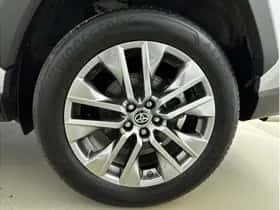 Toyota RAV4 (2024) thumbnail 12