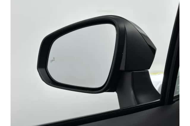 Toyota Corolla (2025) thumbnail 5