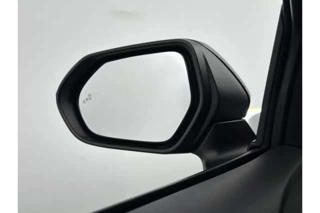 Toyota Yaris Cross (2025) thumbnail 6