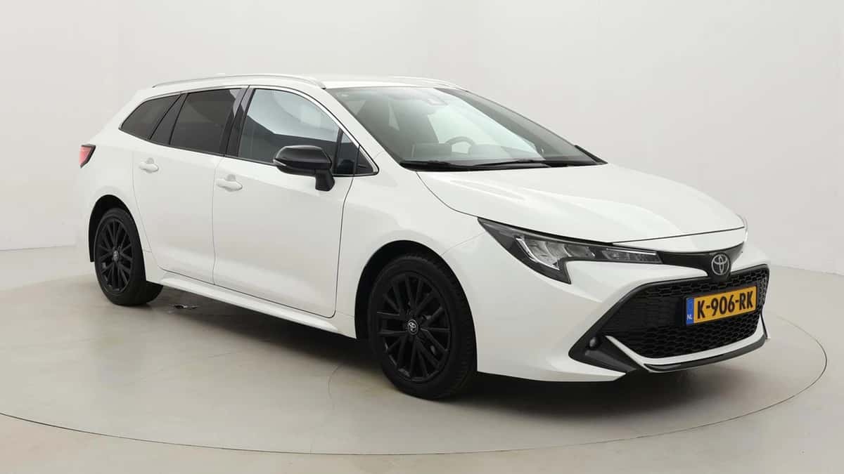 Toyota Corolla (2021) — foto 1