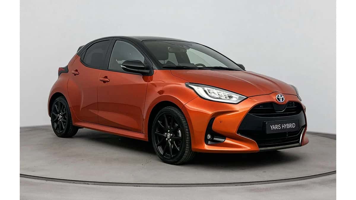Toyota Yaris (2023) — foto 1