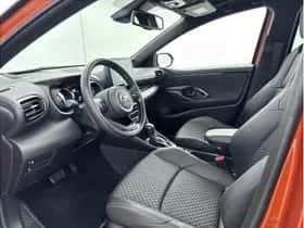 Toyota Yaris (2023) thumbnail 16