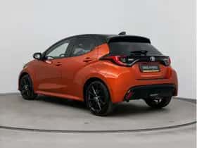 Toyota Yaris (2023) thumbnail 4