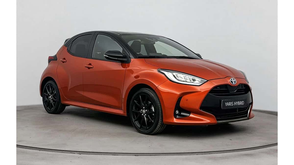 Toyota Yaris (2023) — foto 1