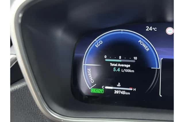 Toyota Corolla (2025) thumbnail 3
