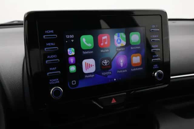 Toyota Yaris (2021) thumbnail 5