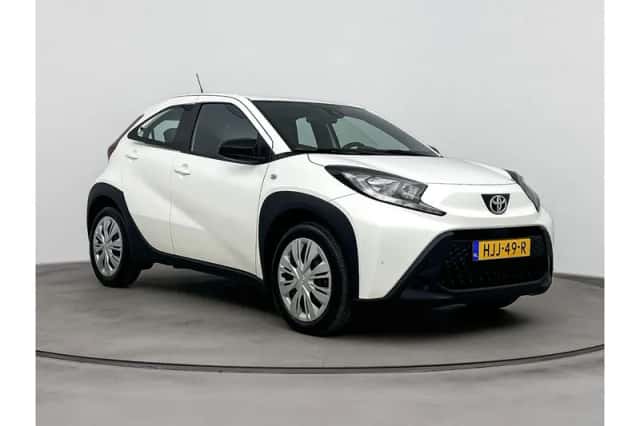 Toyota Aygo X (2025) thumbnail 1