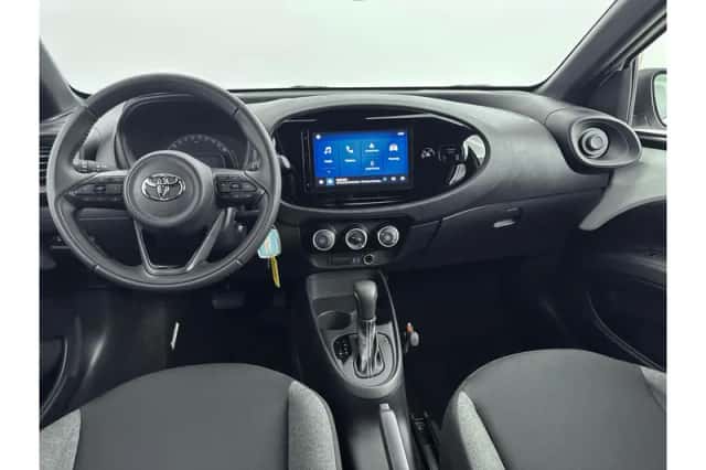 Toyota Aygo X (2025) thumbnail 2