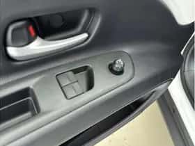 Toyota Aygo X (2025) thumbnail 15