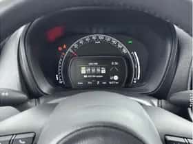 Toyota Aygo X (2025) thumbnail 3