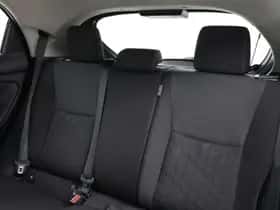 Toyota Yaris (2025) thumbnail 35