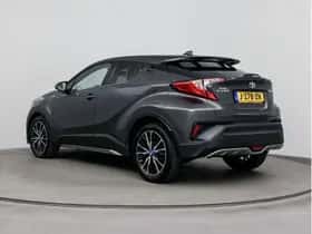 Toyota C-HR (2017) thumbnail 4