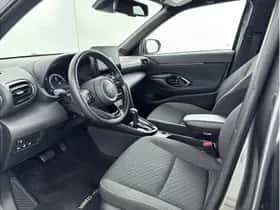 Toyota Yaris Cross (2025) thumbnail 12
