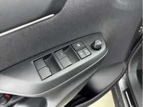 Toyota Yaris Cross (2025) thumbnail 14