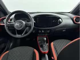 Toyota Aygo X (2024) thumbnail 2