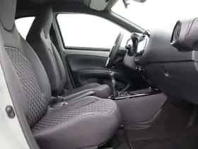 Toyota Aygo X (2025) thumbnail 33