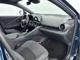 Toyota C-HR (2025) thumbnail 25