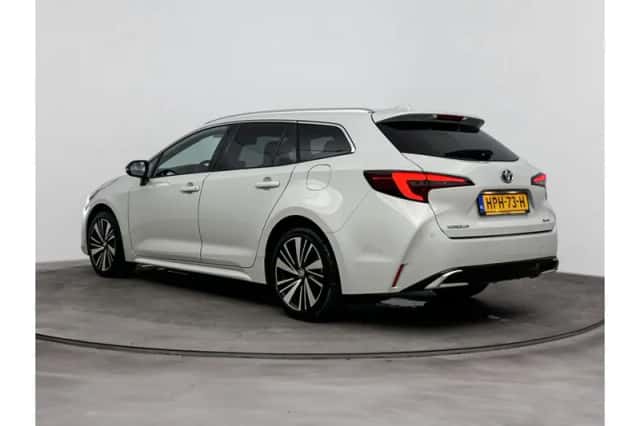 Toyota Corolla (2025) thumbnail 4