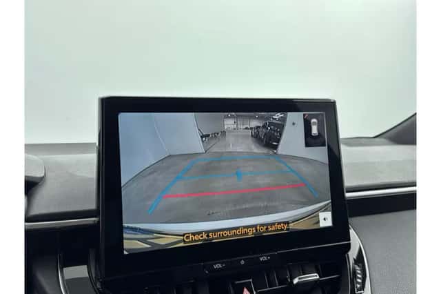Toyota Corolla (2025) thumbnail 6