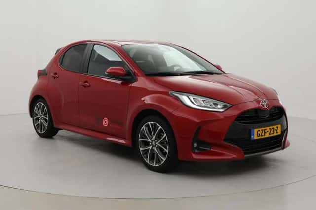 Toyota Yaris (2025) thumbnail 1