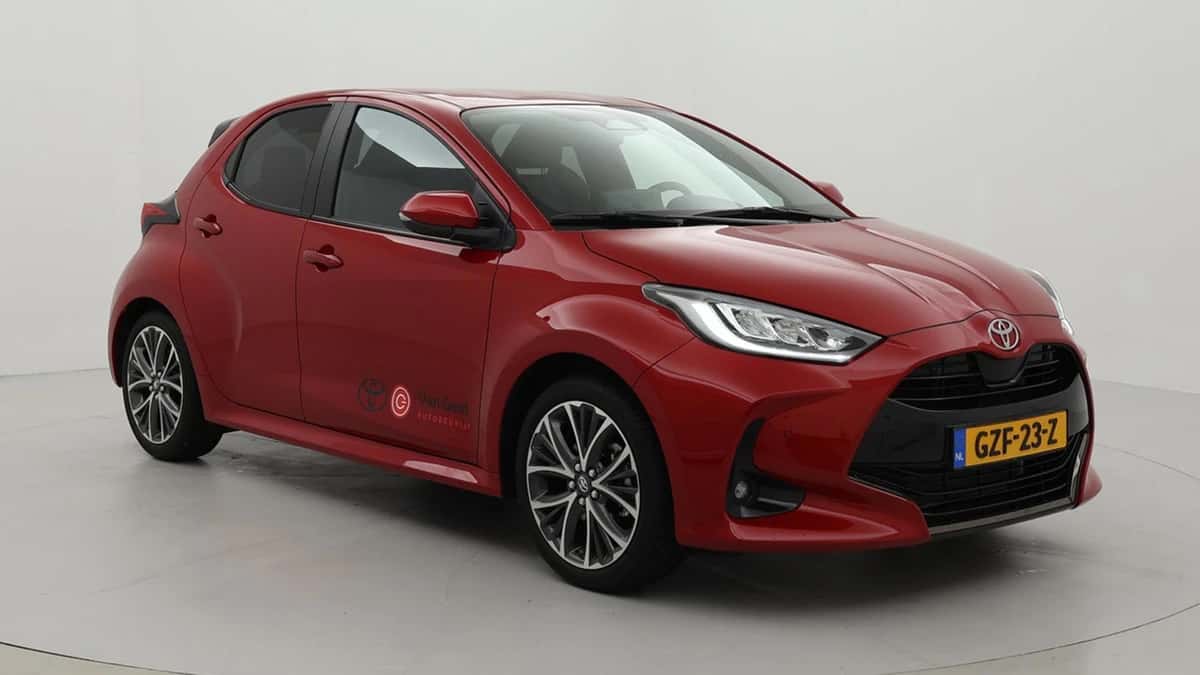 Toyota Yaris (2025) — foto 1