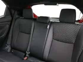 Toyota Yaris (2025) thumbnail 38