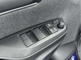 Toyota Yaris (2021) thumbnail 16