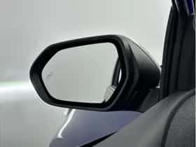 Toyota Yaris (2021) thumbnail 5