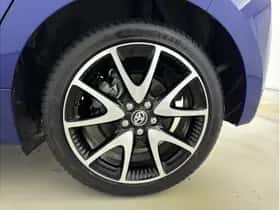 Toyota Yaris (2021) thumbnail 10