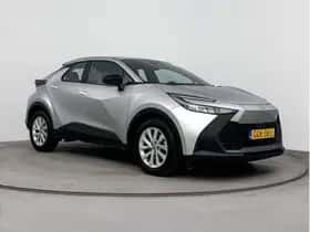 Toyota C-HR (2024) thumbnail 1