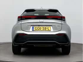 Toyota C-HR (2024) thumbnail 8