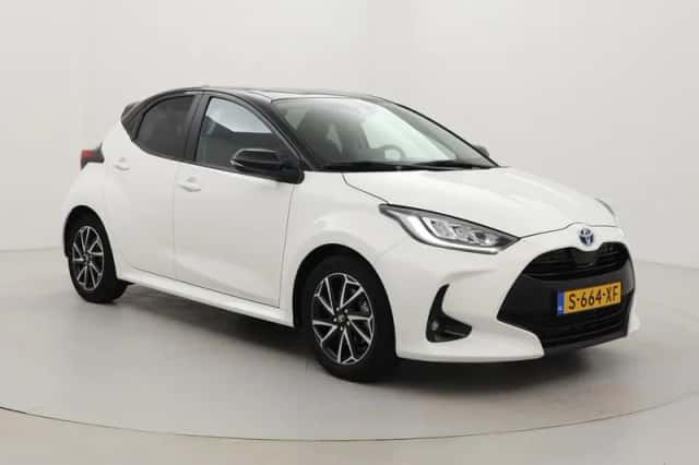 Toyota Yaris (2023) thumbnail 1