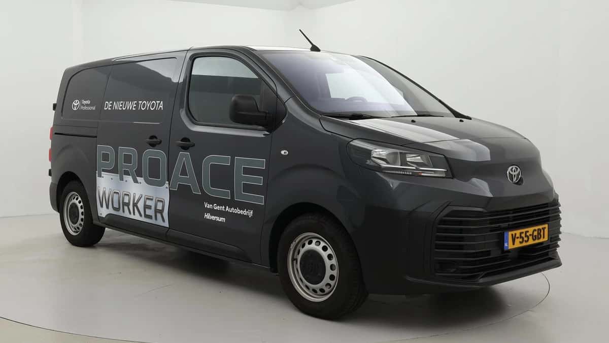 Toyota Proace (2024) — foto 1