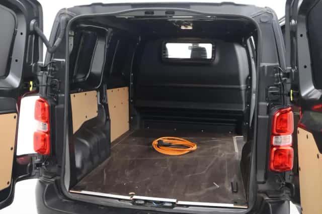 Toyota Proace (2024) thumbnail 5