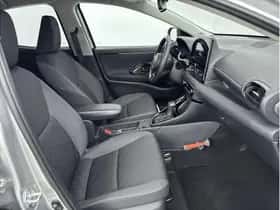 Toyota Yaris (2025) thumbnail 23