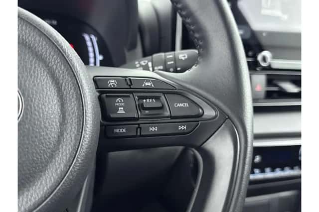 Toyota Yaris (2025) thumbnail 6