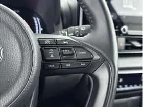 Toyota Yaris (2025) thumbnail 6