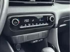 Toyota Yaris (2025) thumbnail 7