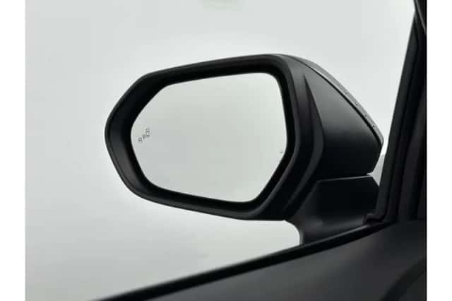 Toyota Yaris Cross (2025) thumbnail 5